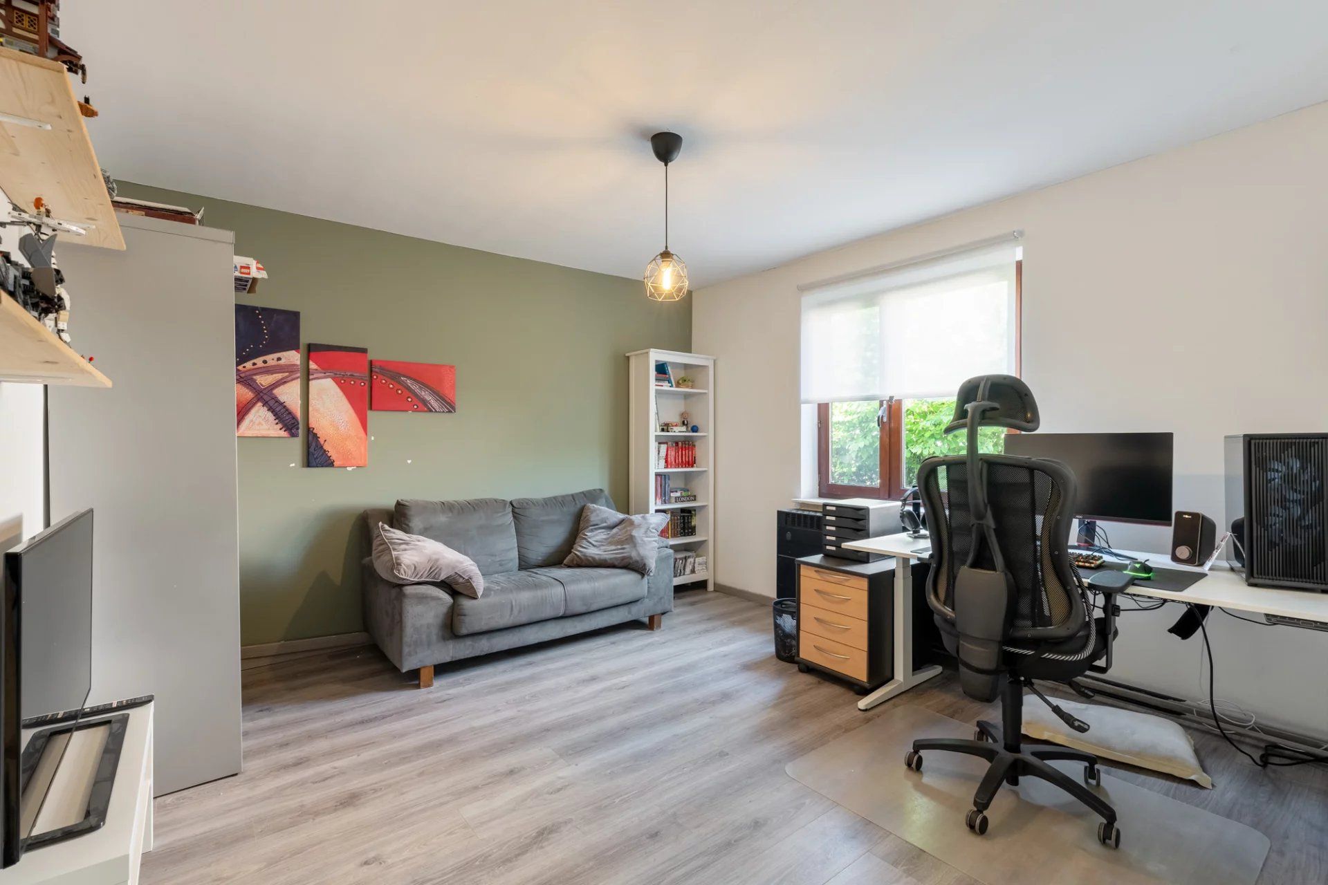 Vrijstaande, instapklare woning in Lillo mét zonnepanelen en laadpaal! foto 14