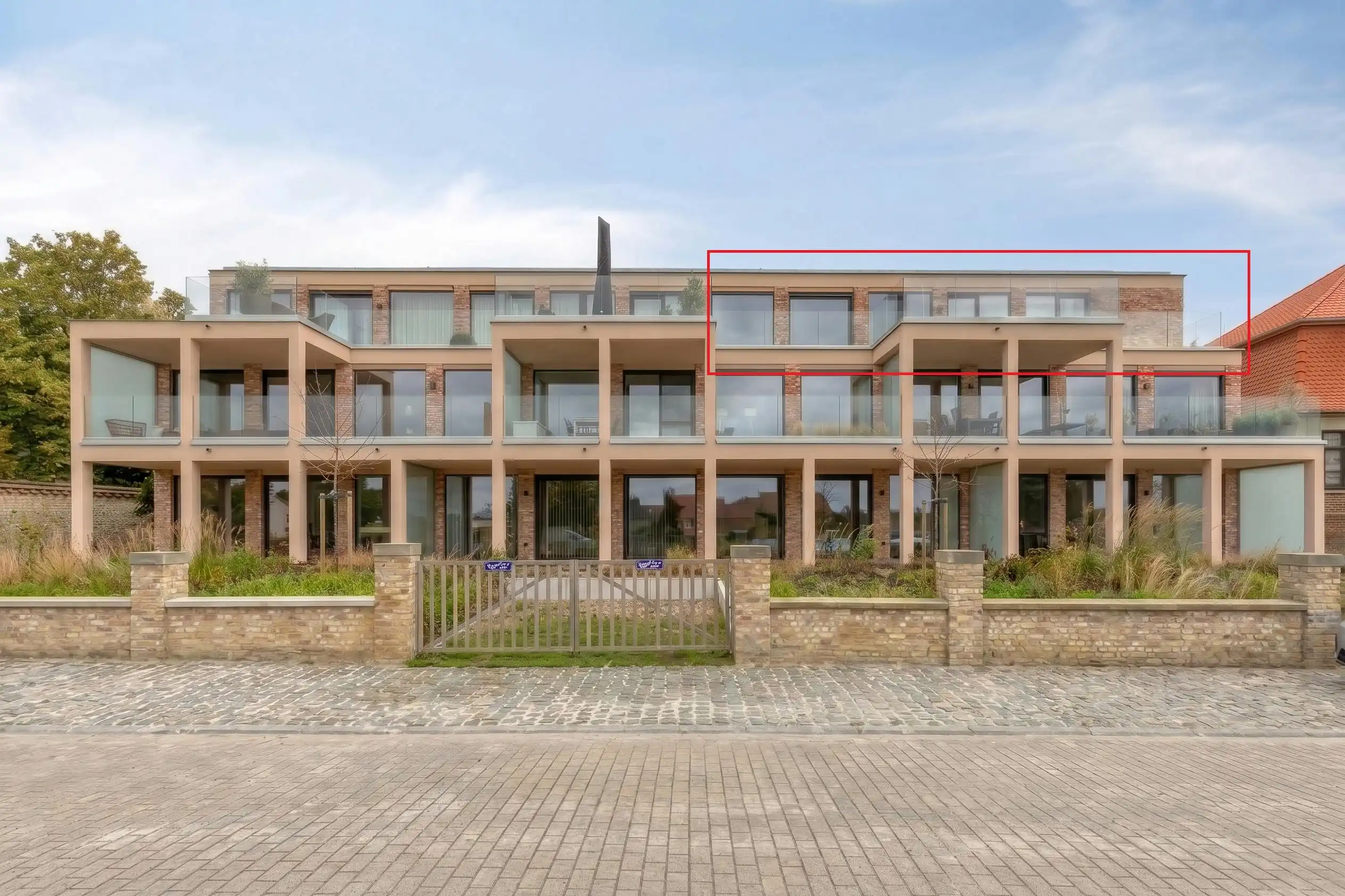 Penthouse te koop aan het water in centrum Veurne foto 2