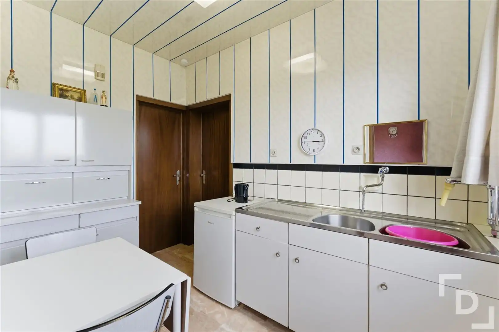 Te renoveren HOB met enorme tuin met landelijke verzichten te koop in Dikkebus foto 9