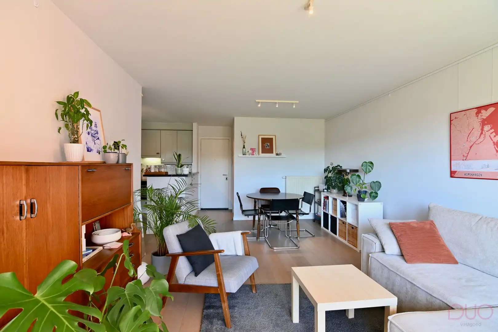 Instapklaar appartement inclusief autostaanplaats foto 3