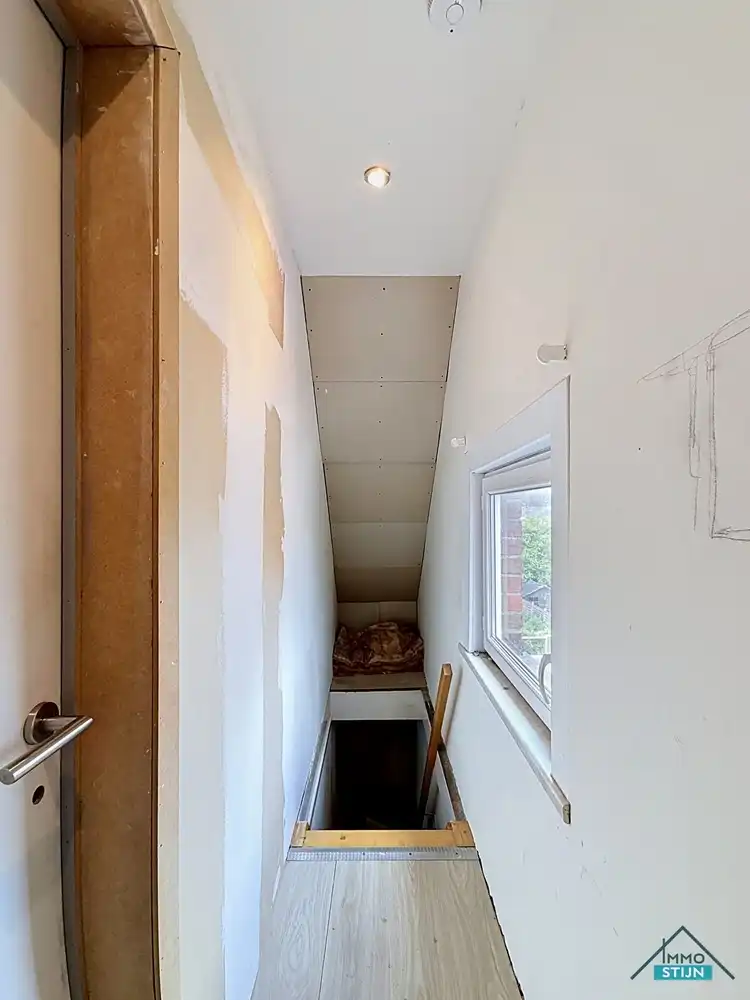 Ruime gezinswoning met 3 slaapkamers en moderne leefkeuken foto 13