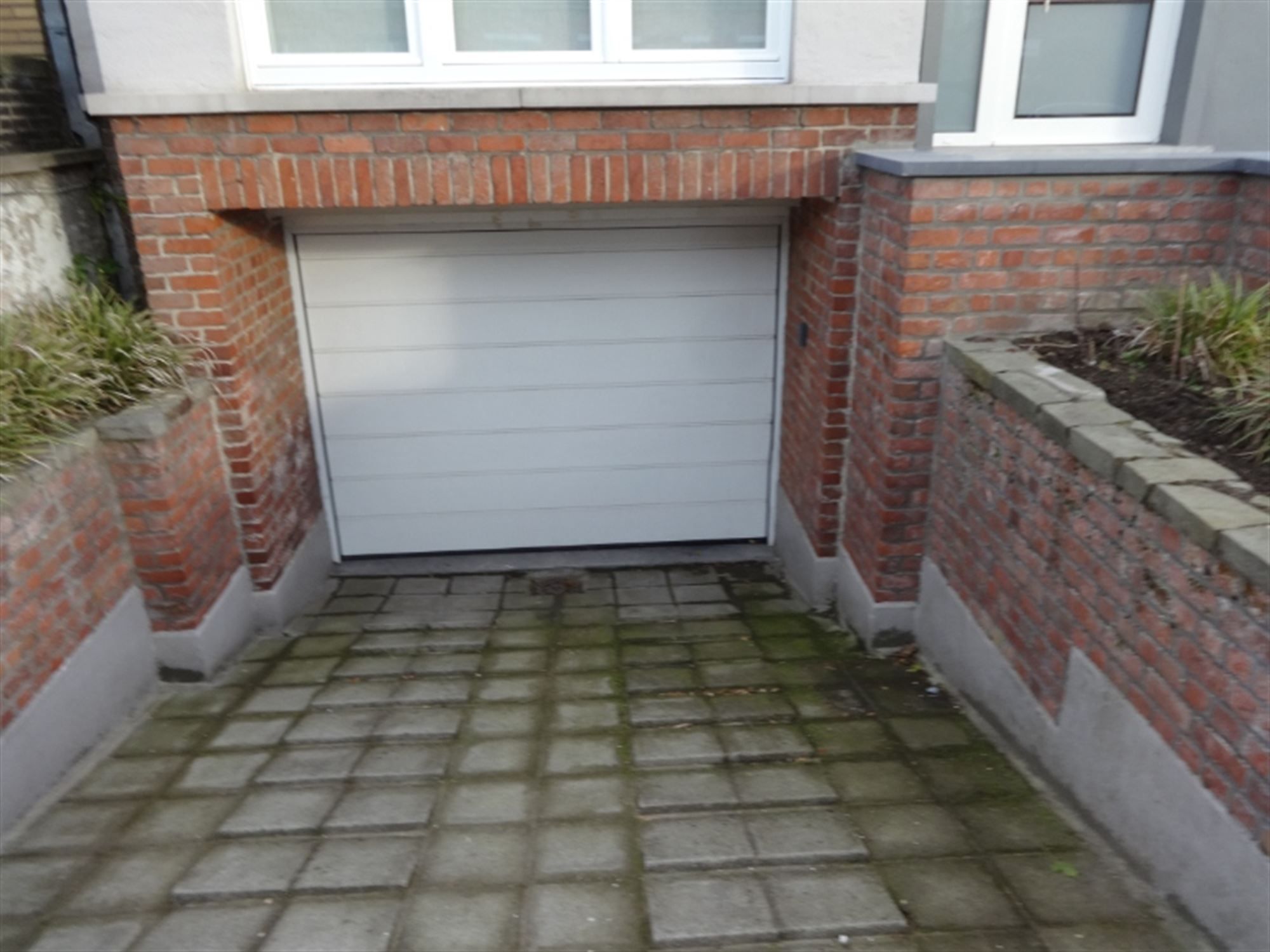 Woonhuis met terras en garage foto 20