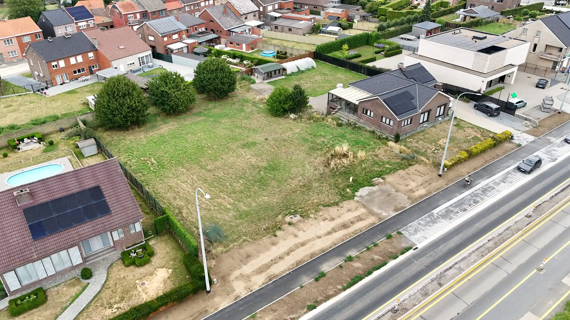 Bouwgrond voor open bebouwing centrum van Heers foto 2