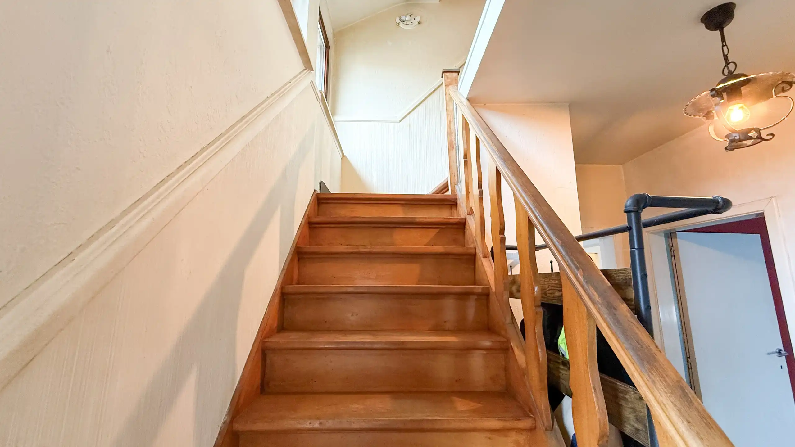 Charmante te renoveren woning in Kortessem! foto 27