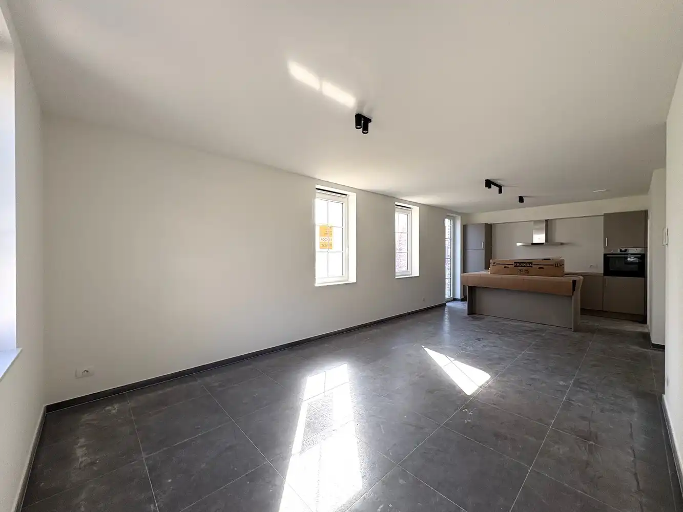 Nieuwbouwwoning met 3 slaapkamers + zonnige tuin in het centrum van Varsenare foto 4