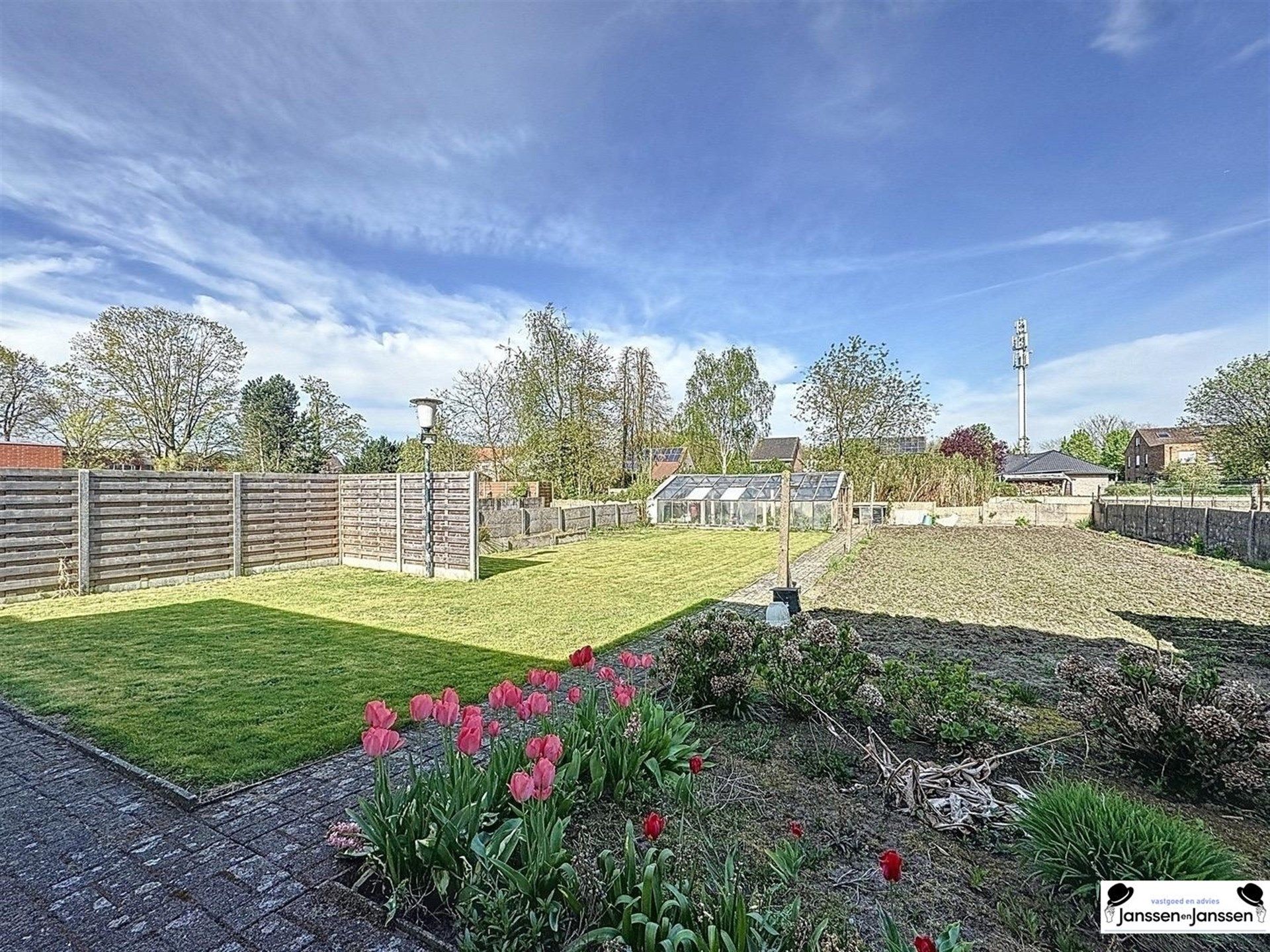 Charmante woning in hartje Gooreind! foto 21