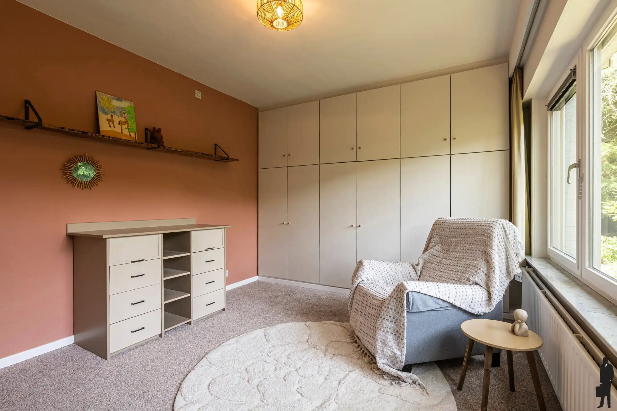 Vrijstaande woning op 1.588m² in villawijk nabij NL grens. foto 15