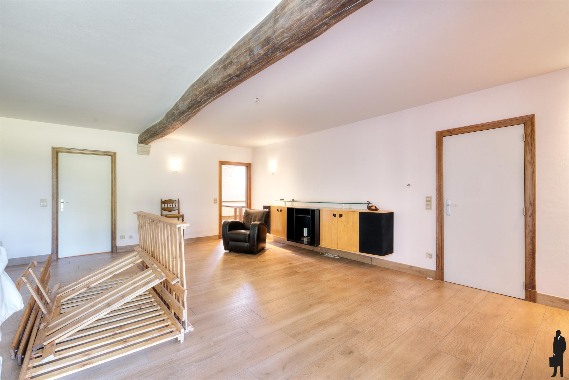 Luxe kangoeroe-villa te Sint-Job met paardenacc. op ca. 1,2 HA! foto 33