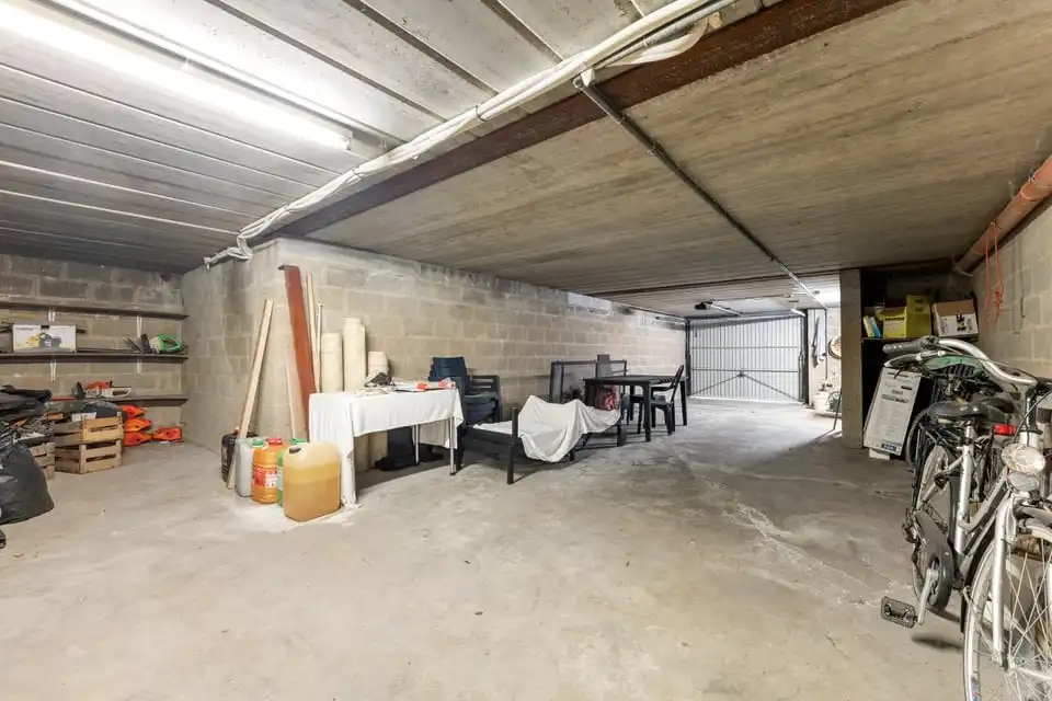 RUIME GELIJKVLOERSE GEZINSWONING OP EEN UITZONDERLIJK PERCEEL IN KORTENAKEN foto 29