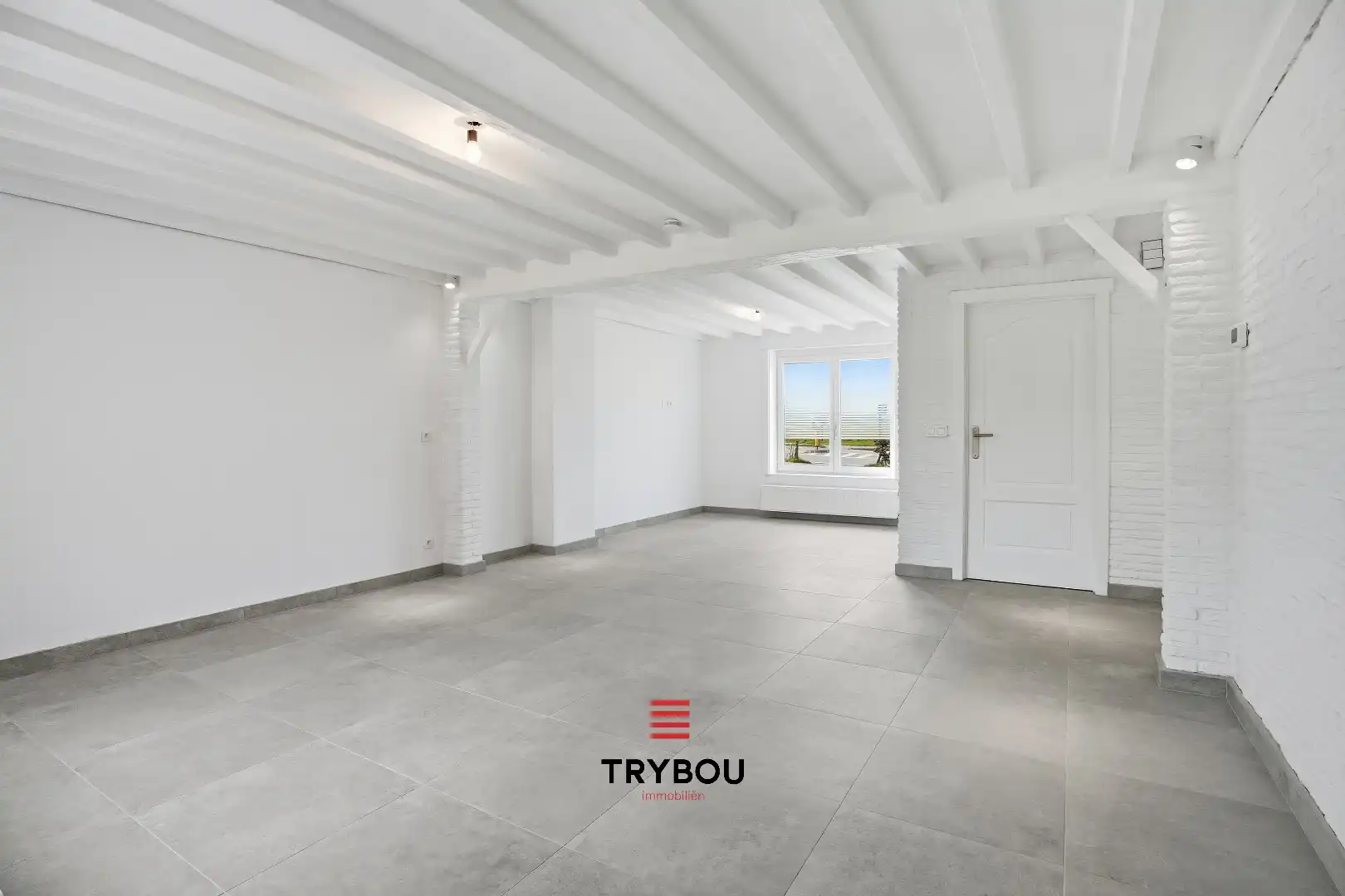 Ruime halfopen woning met 6 slaapkamers in Houthulst! foto 6