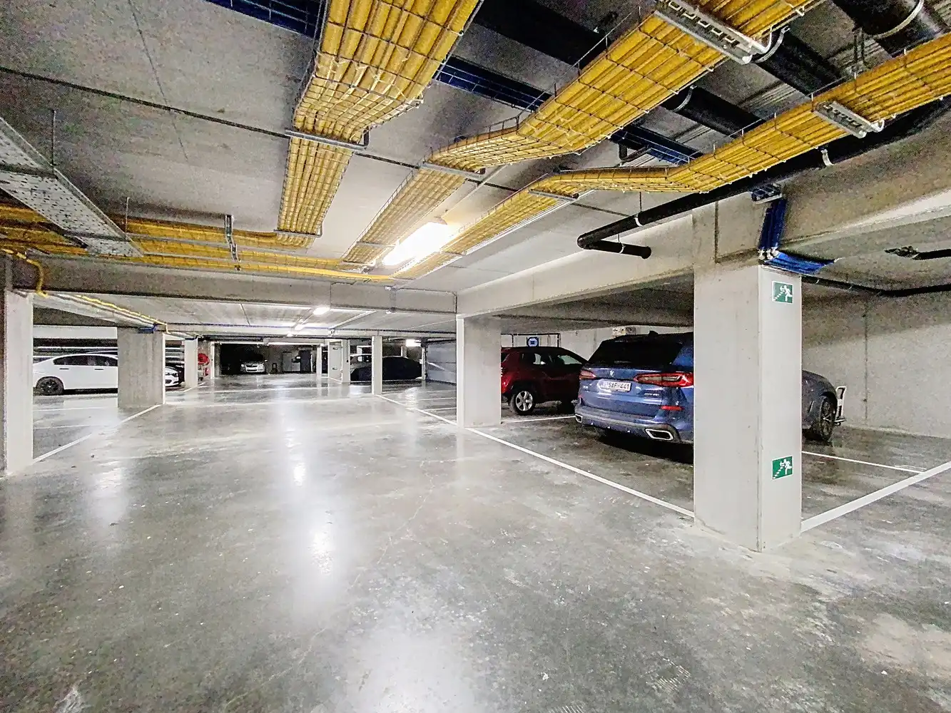 Autostaanplaats in residentie Alex foto 5