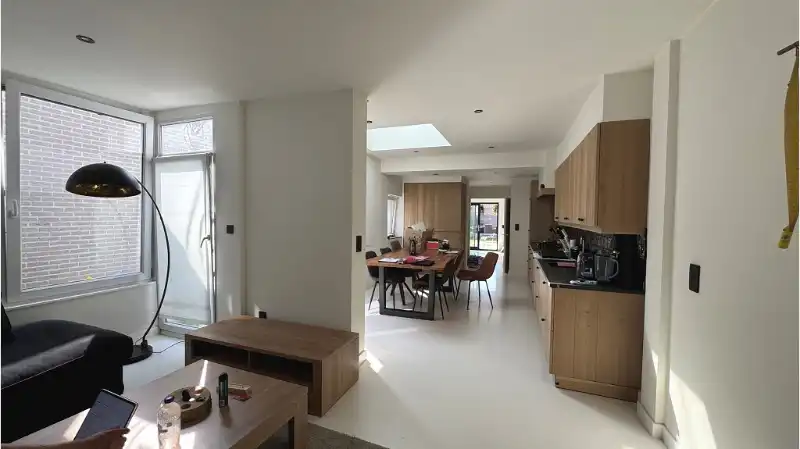 Ruime 4-slaapkamerwoning met TUIN te huur in Brugge foto 3