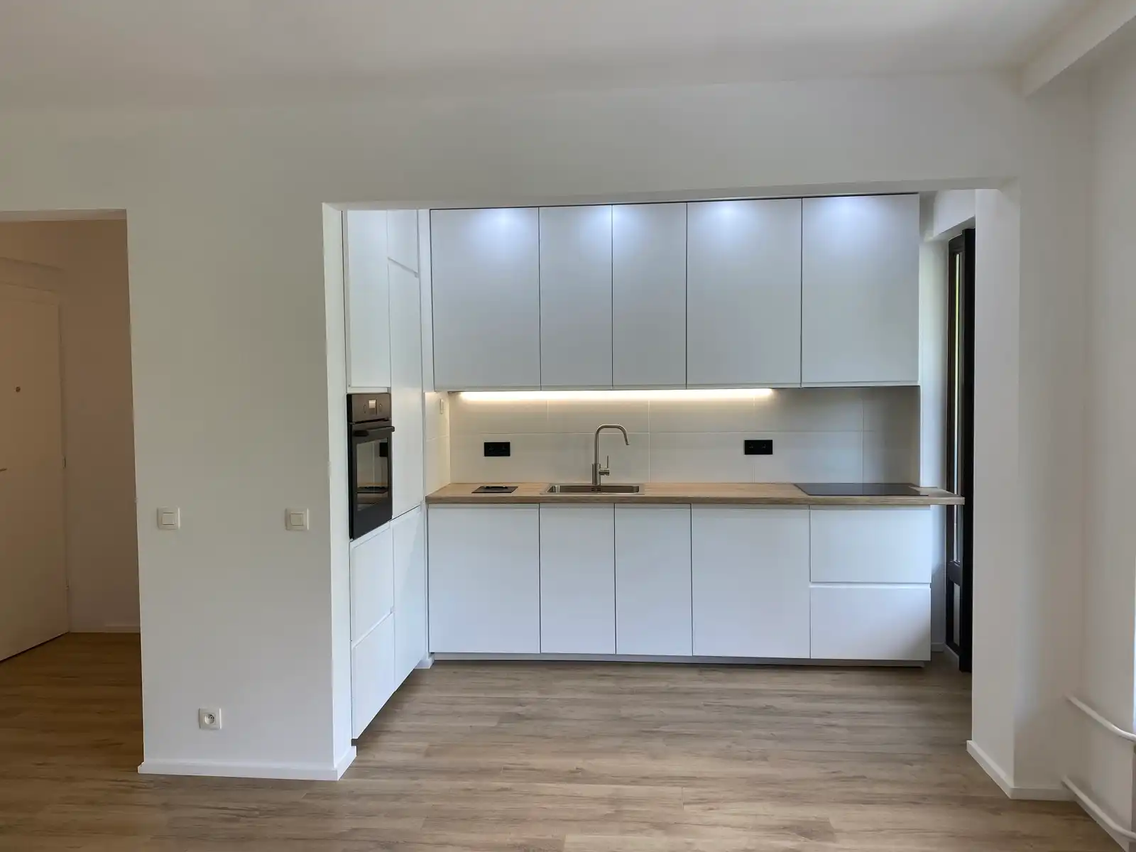 Recent gerenoveerd  2 slpk appartement te Fruithoflaan. foto 6
