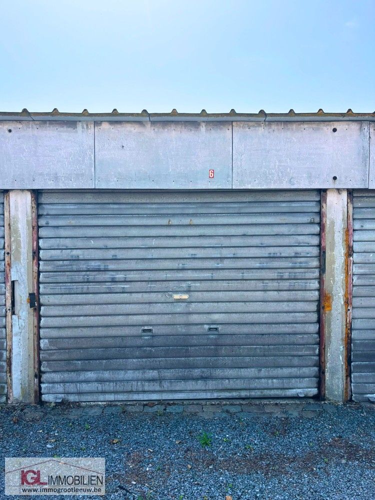 Garageboxen te koop in Sint-Pieters-Leeuw foto 2