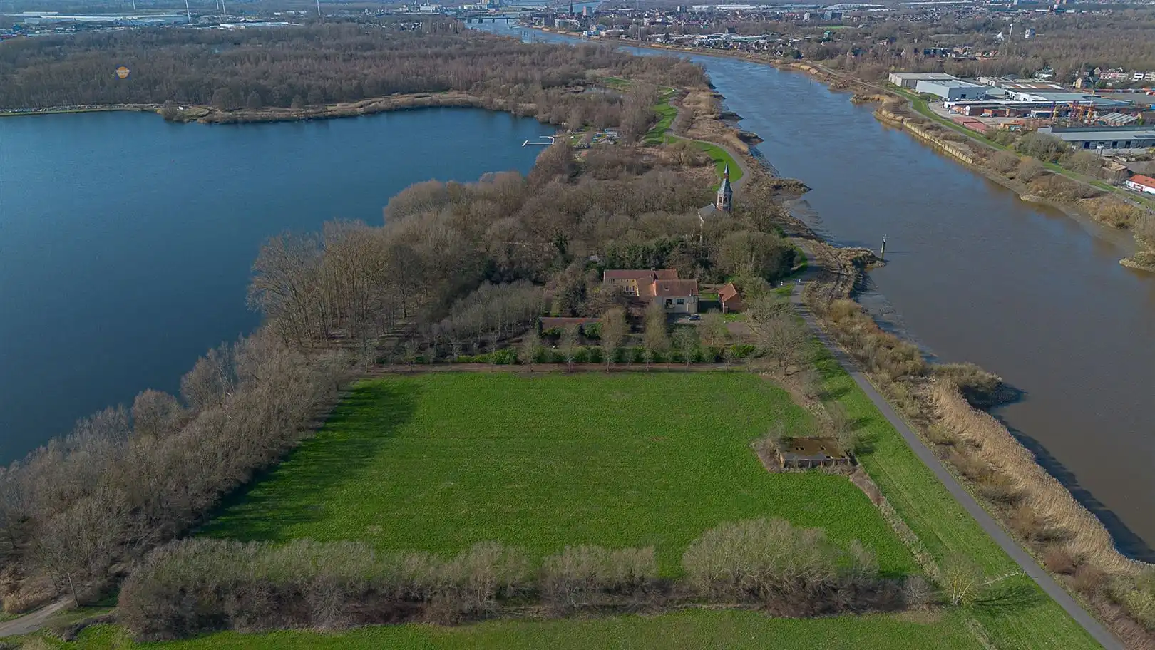 Uitzonderlijk domein met enorm potentieel in Willebroek foto 33