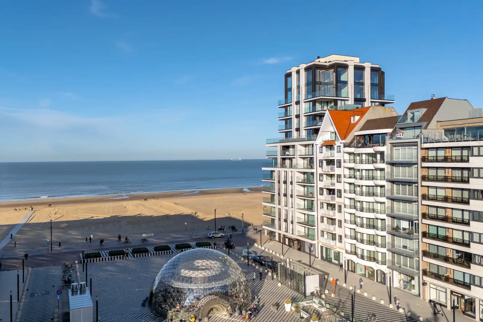 Uitzonderlijke penthouse met een gevelbreedte van 12m en panoramisch zeezicht in de standingvolle residentie Plaza op het Albertplein. foto 17