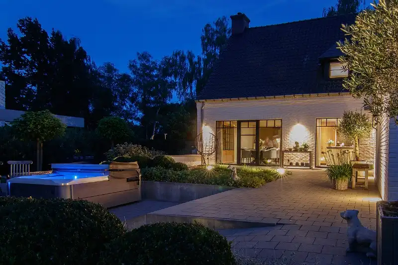 Landelijk&nbsp;ingerichte villa op exclusief en rustig gelegen perceel met een straatbreedte van 38m terug te vinden in één van de meeste geliefde Hasseltse buurten 'Berkenveld' foto 24