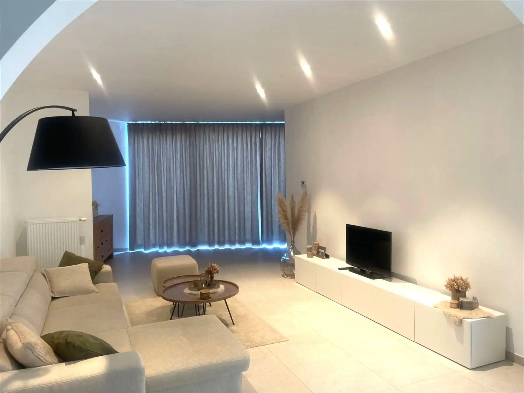 Tijdloze moderne woning met drie ruime slaapkamers  foto 5