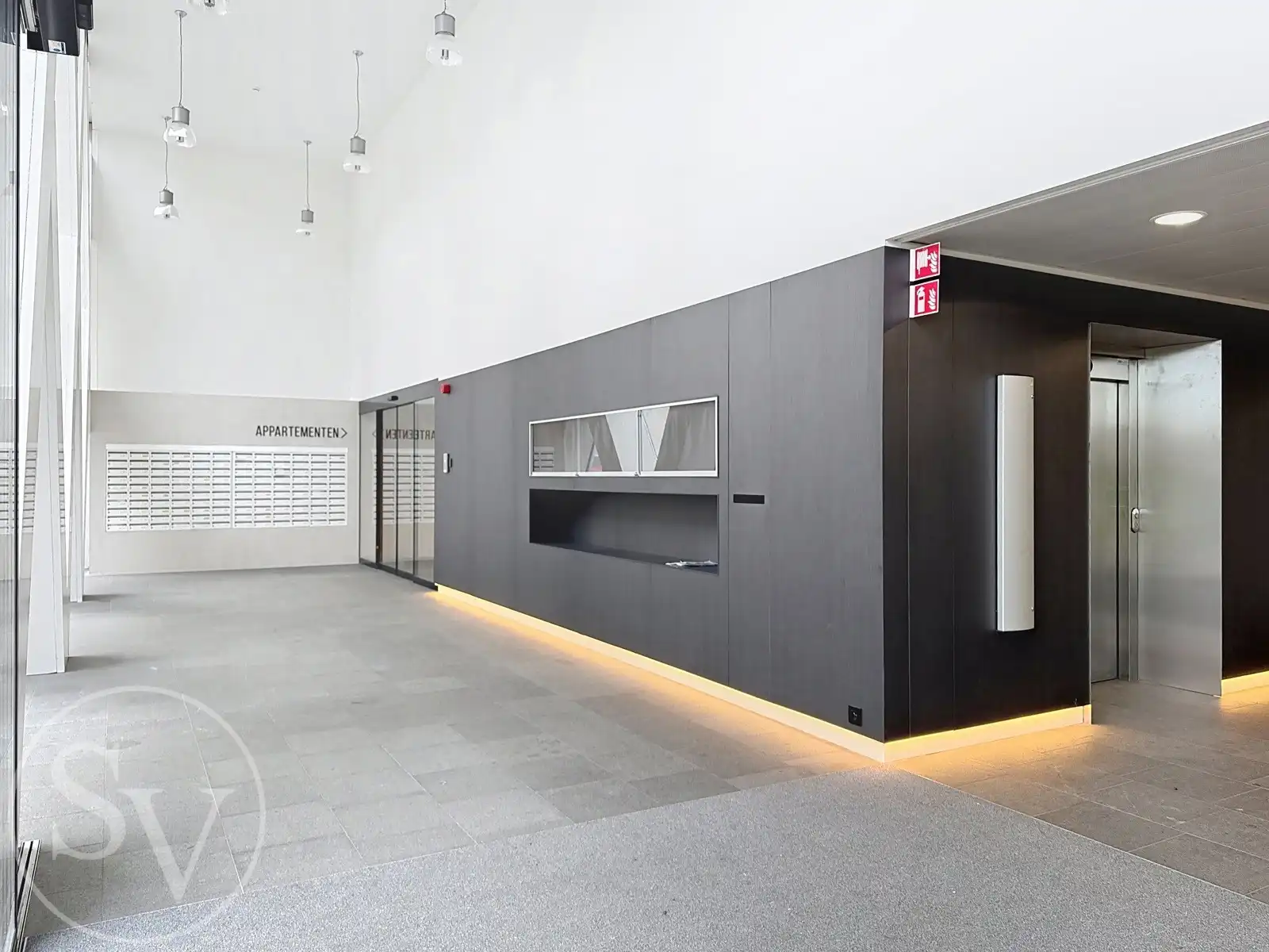 APPARTEMENT, 1 slpk, terras en PARKING. foto 10