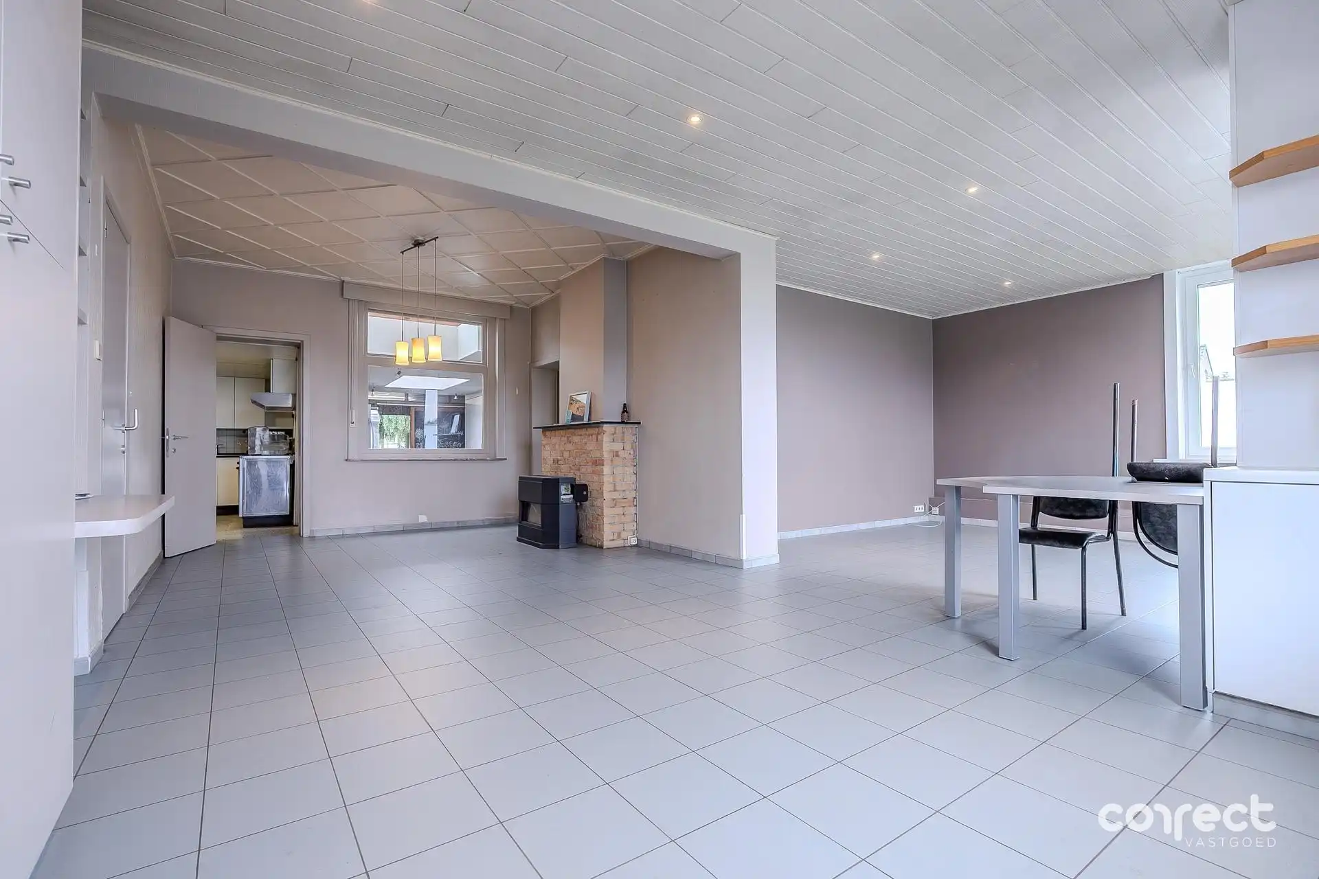 Ruime woning met horeca in Staden. foto 7