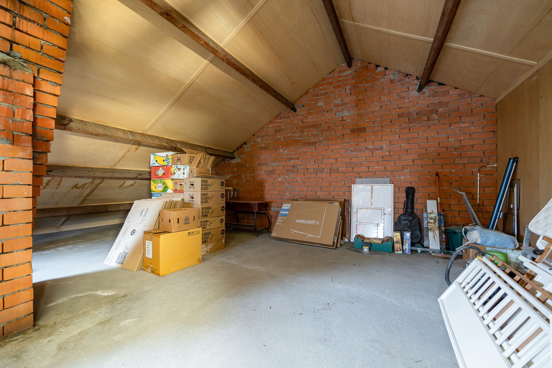 Een laagbouwwoning met 3 slaapkamers op een perceel van 880m². foto 19