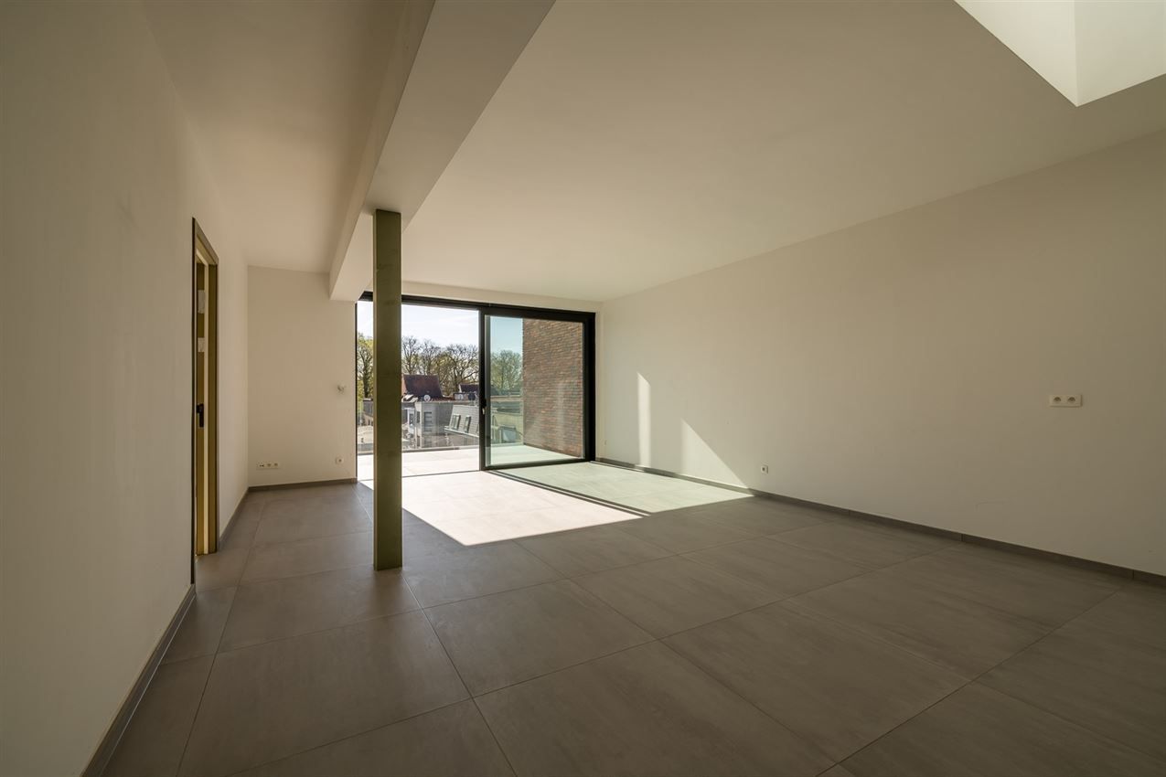 Onmiddelijk beschikbaar - penthouse 110m² - uniek uitzicht foto 9