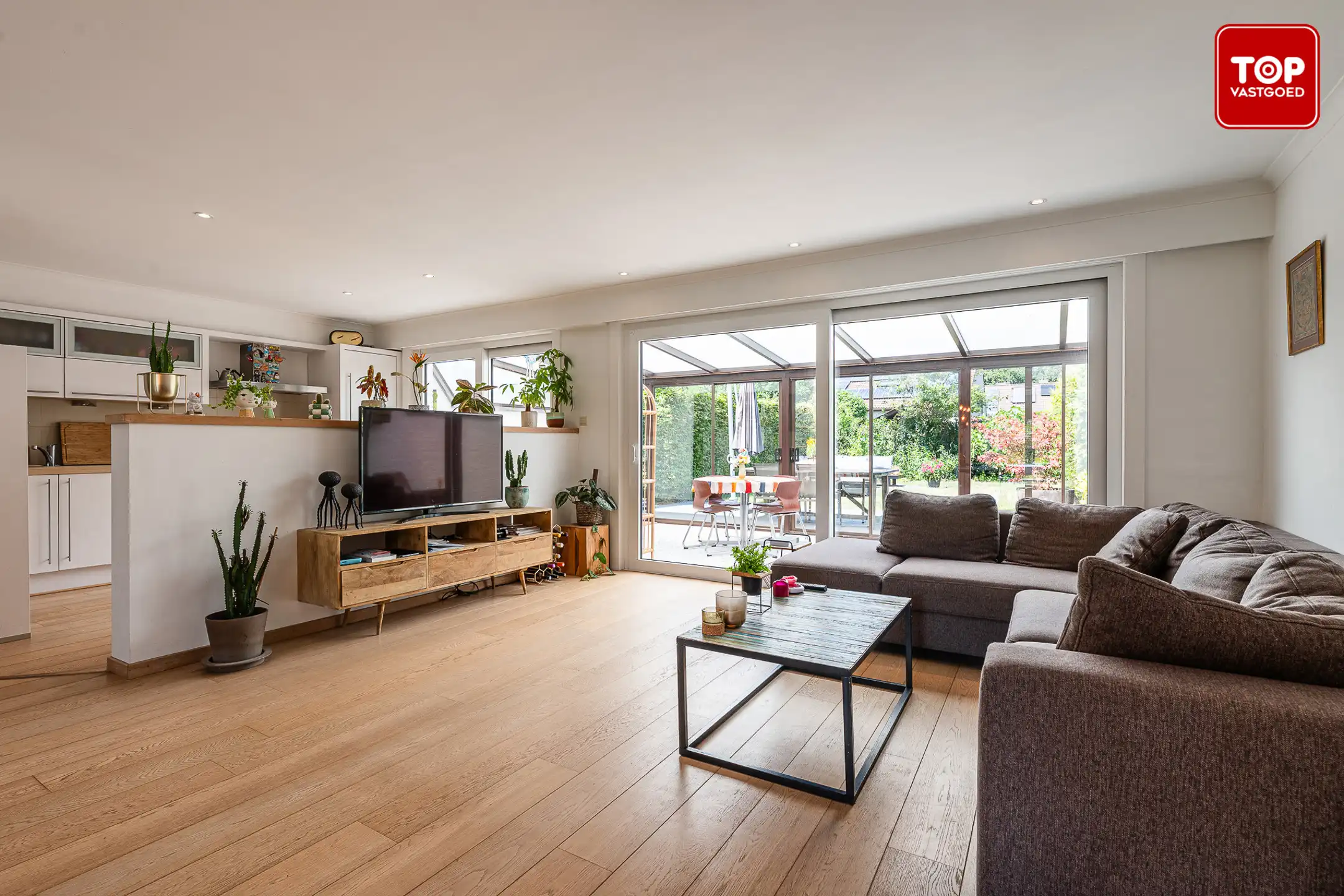 Instapklare en energiezuinige woning (EPC A) in een groene woonomgeving foto 2