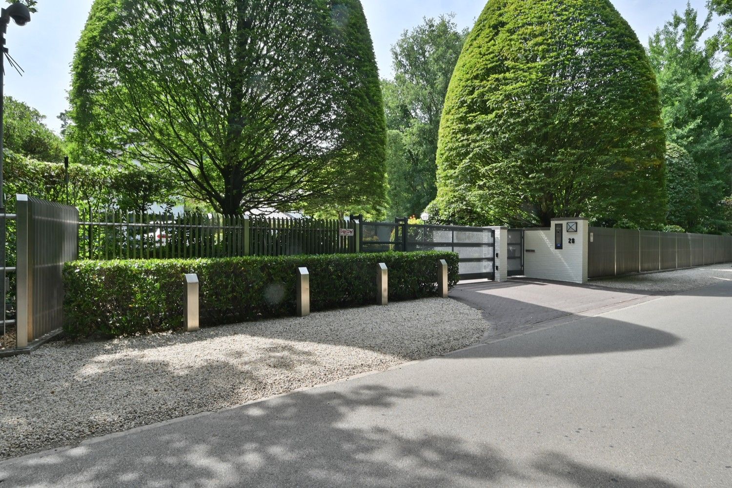 Exclusieve villa op 90a met binnenzwembad en majestueuze parktuin op toplocatie in Lanaken foto 10