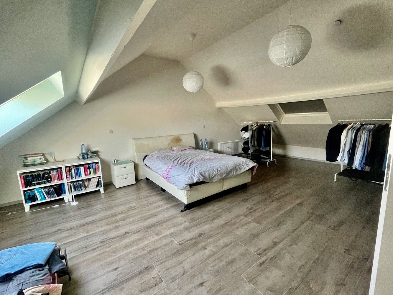Gerenoveerde woning met 3 slaapkamers, tuin en garage. foto 26