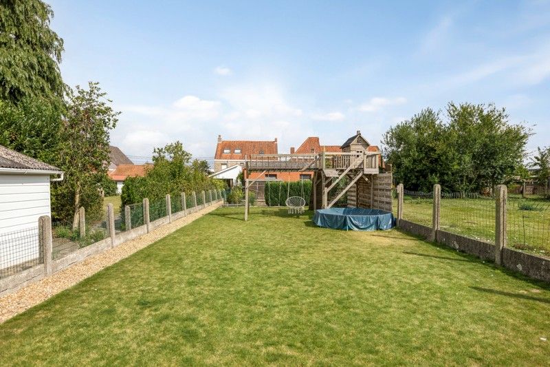 Instapklare halfopen woning met grote tuin en 3 slaapkamers TE KOOP in Meulebeke! foto 30