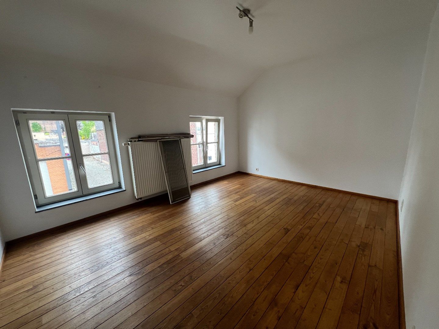 Moderne rijwoning met 1 slaapkamer en zeer ruim terras foto 9