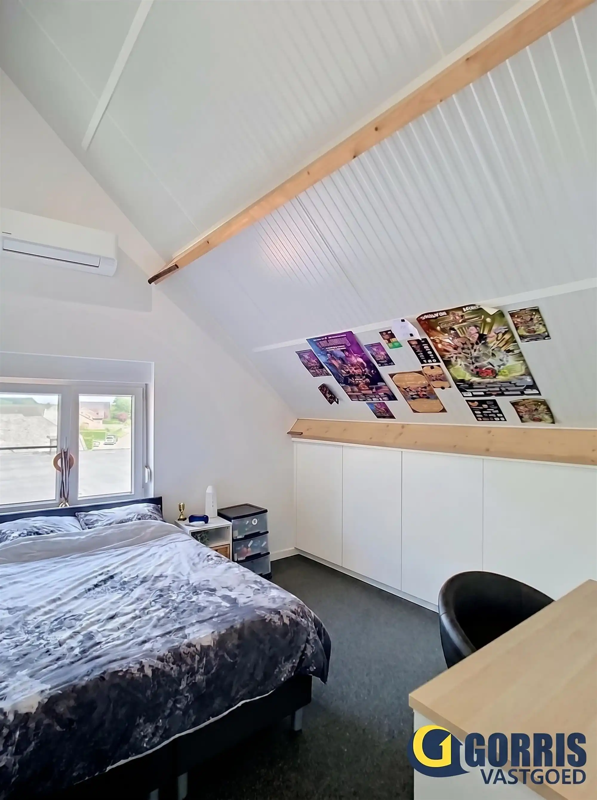 RUIME GEZINSWONING MET 4 SLAAPKAMERS, TUIN EN ZONNEPANELEN OP TOPLIGGING foto 14