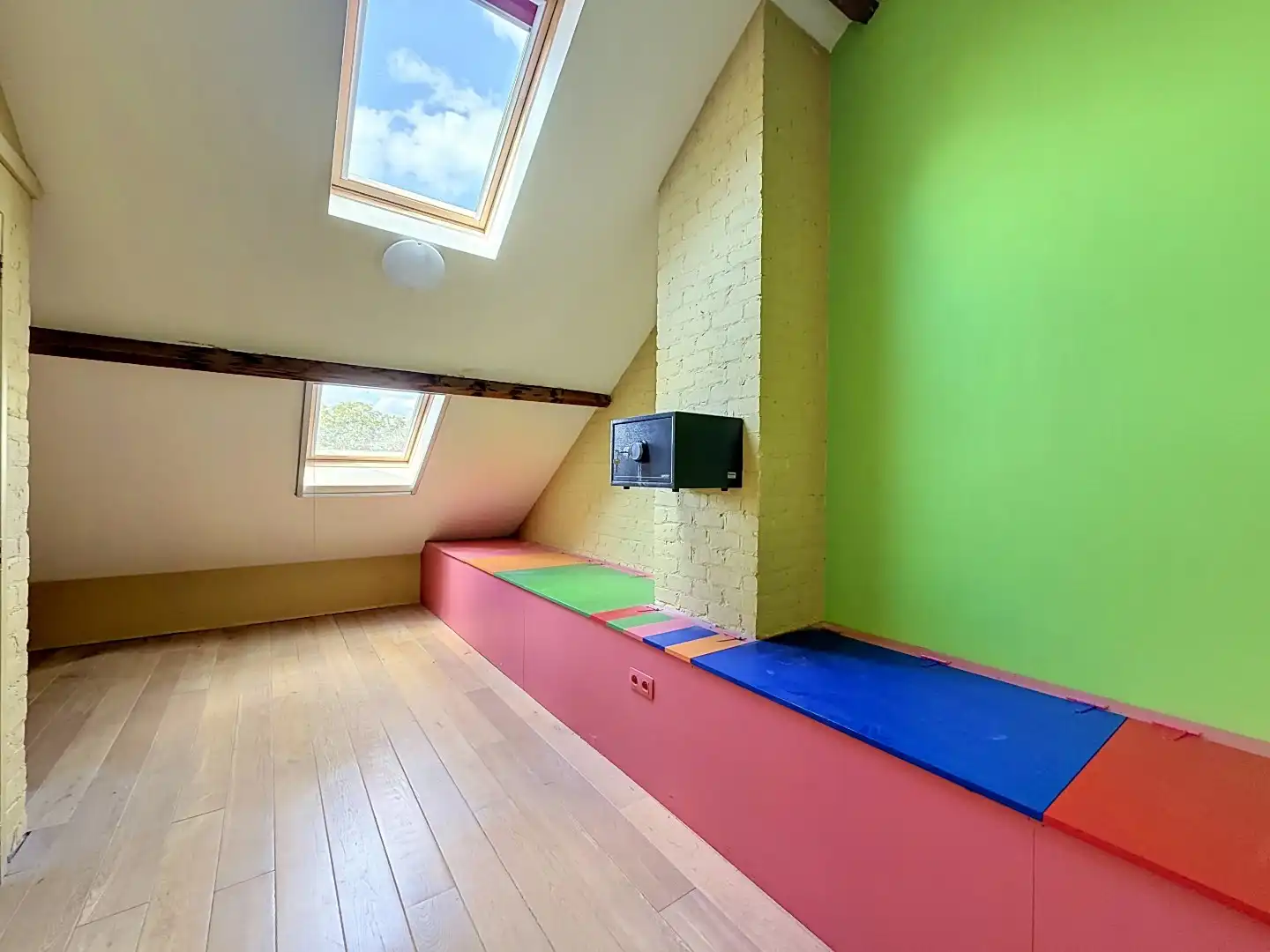 Ruime bel-etagewoning met 4 slaapkamers en grote zuidoostgerichte tuin in Leuven foto 17