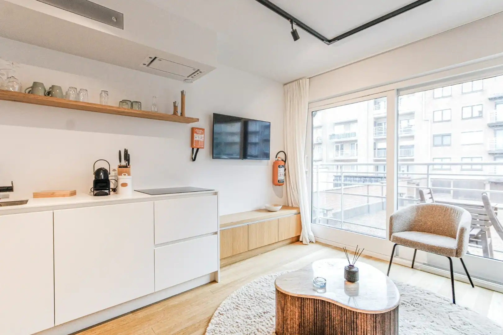 Stijlvolle, volledig gerenoveerde GEMEUBELDE studio | Lippenslaan – Leopoldlaan | Knokke (met mogelijke mooie fiscale opportuniteit onder voorbehoud) foto 6