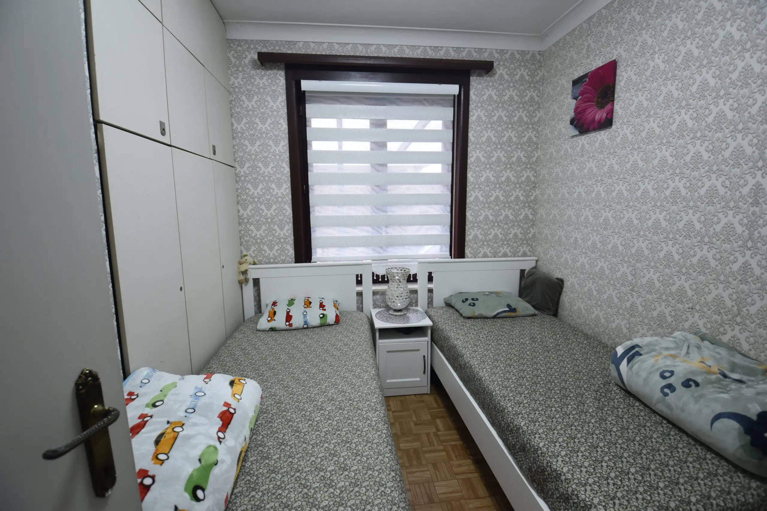 Ruime gezinswoning met een prachtige tuin in Nieuwkerken-Waas foto 11