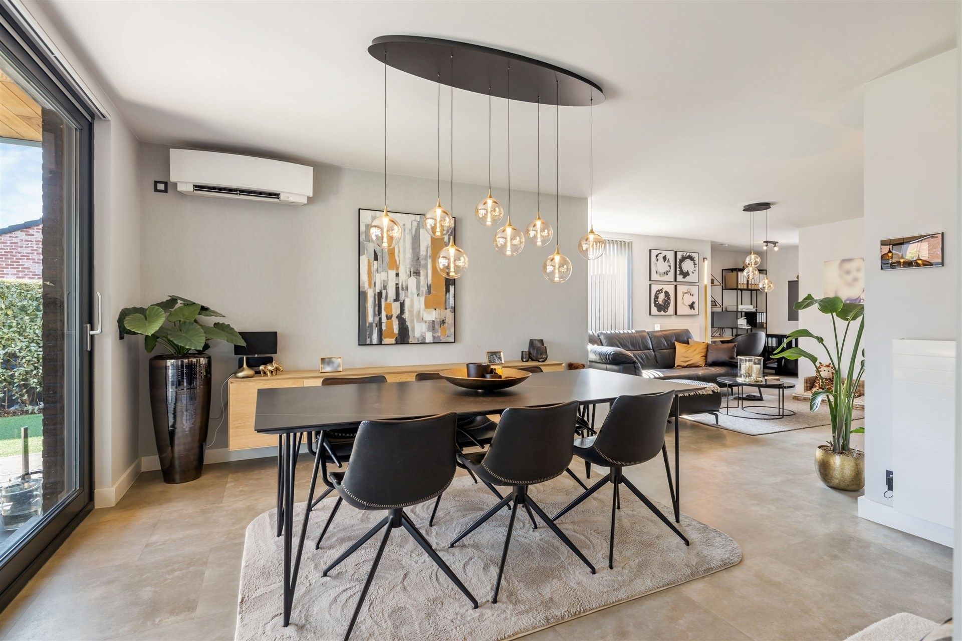 Uitstekende gezinswoning met 4 slaapkamers gelegen in een kindvriendelijke woonwijk foto 6