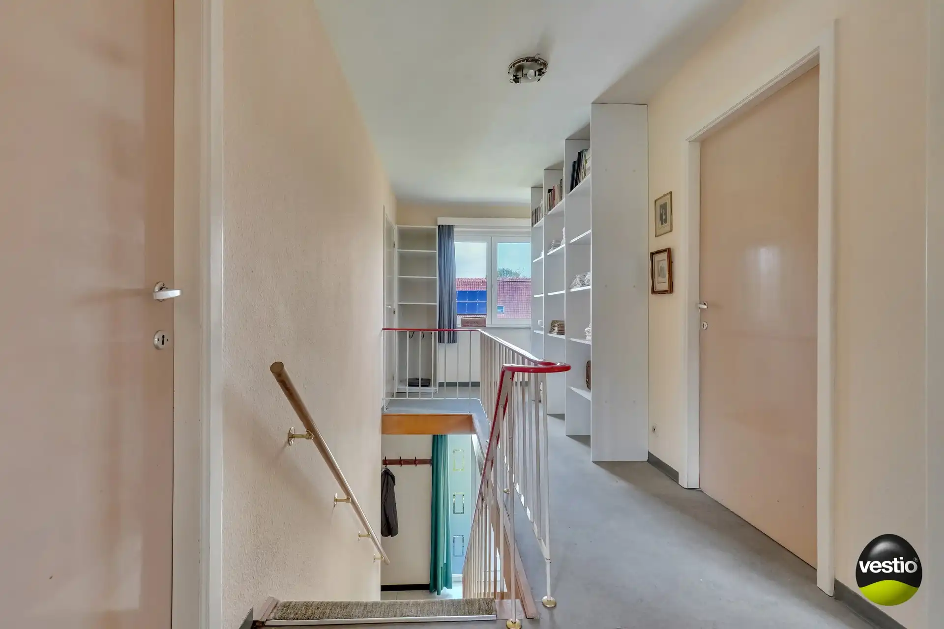 RUSTIG GELEGEN WONING OP 9,64 ARE foto 24