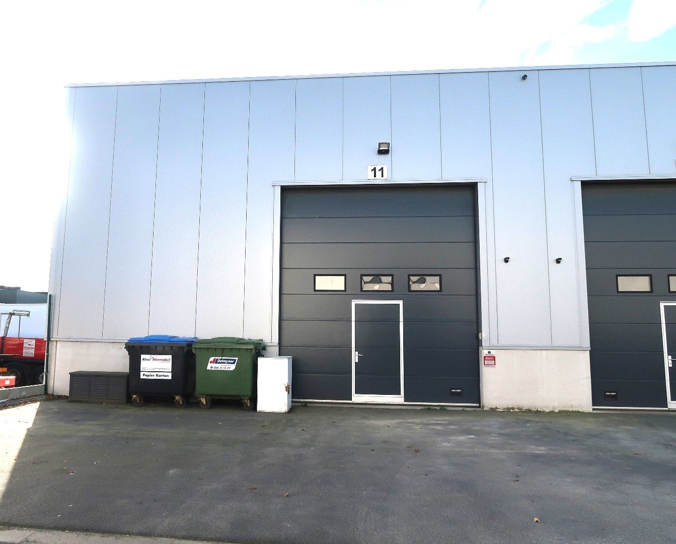 Loods te huur op uitstekende ligging. foto {{pictureIndex}}