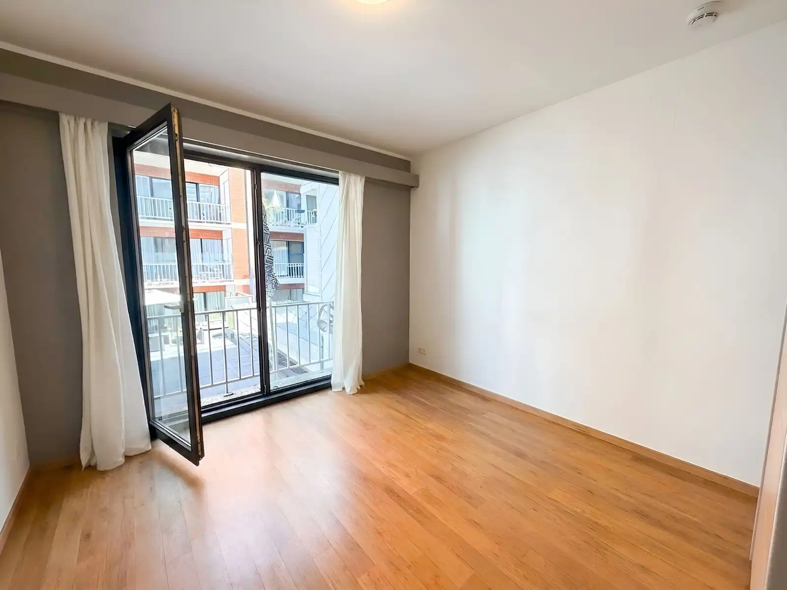 Aangenaam appartement op toplocatie nabij zee en centrum! foto 5