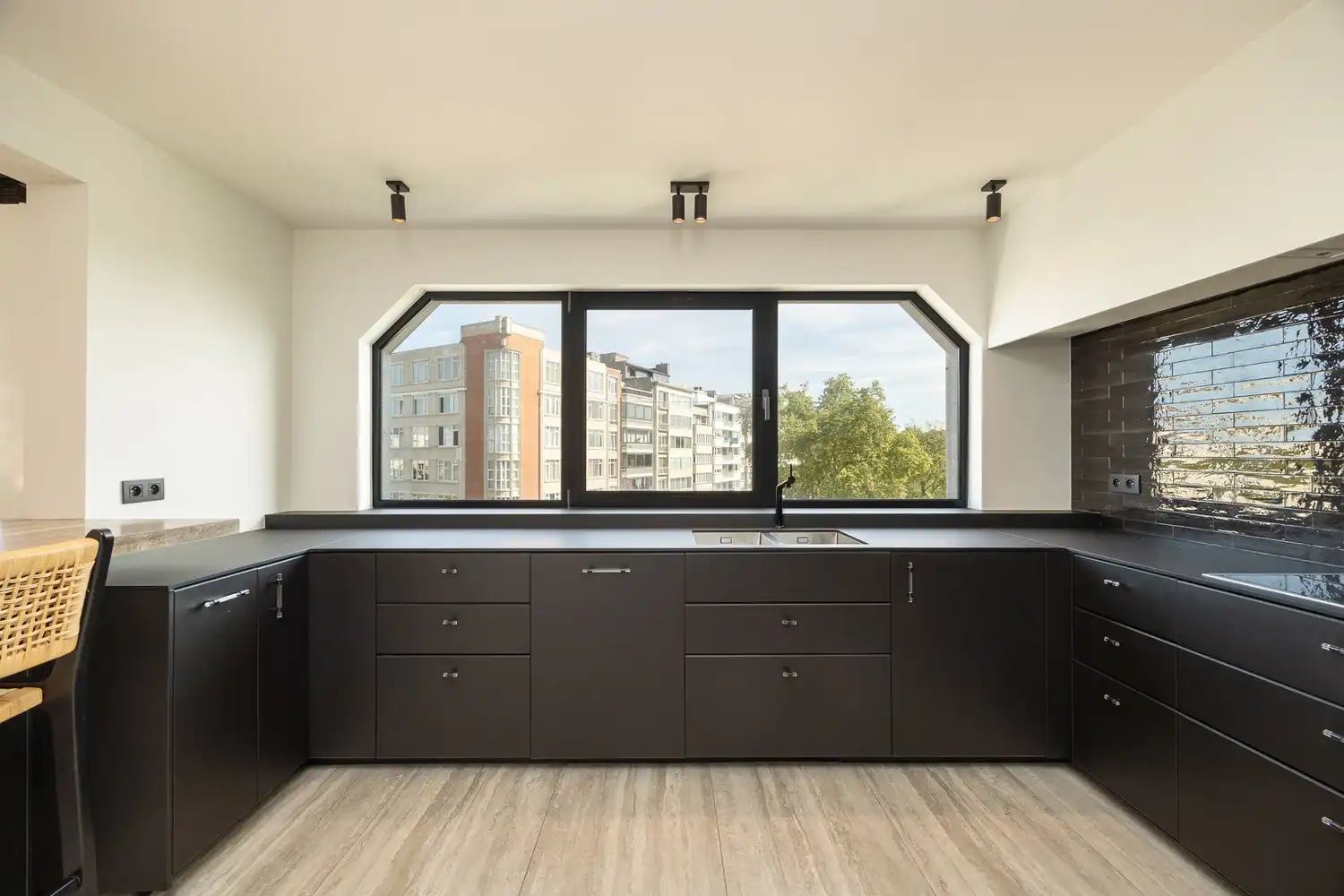 Luxueus en energiezuinig hoekappartement (260m²) op de 6de verdieping met prachtig uitzicht op het Stadspark foto 11