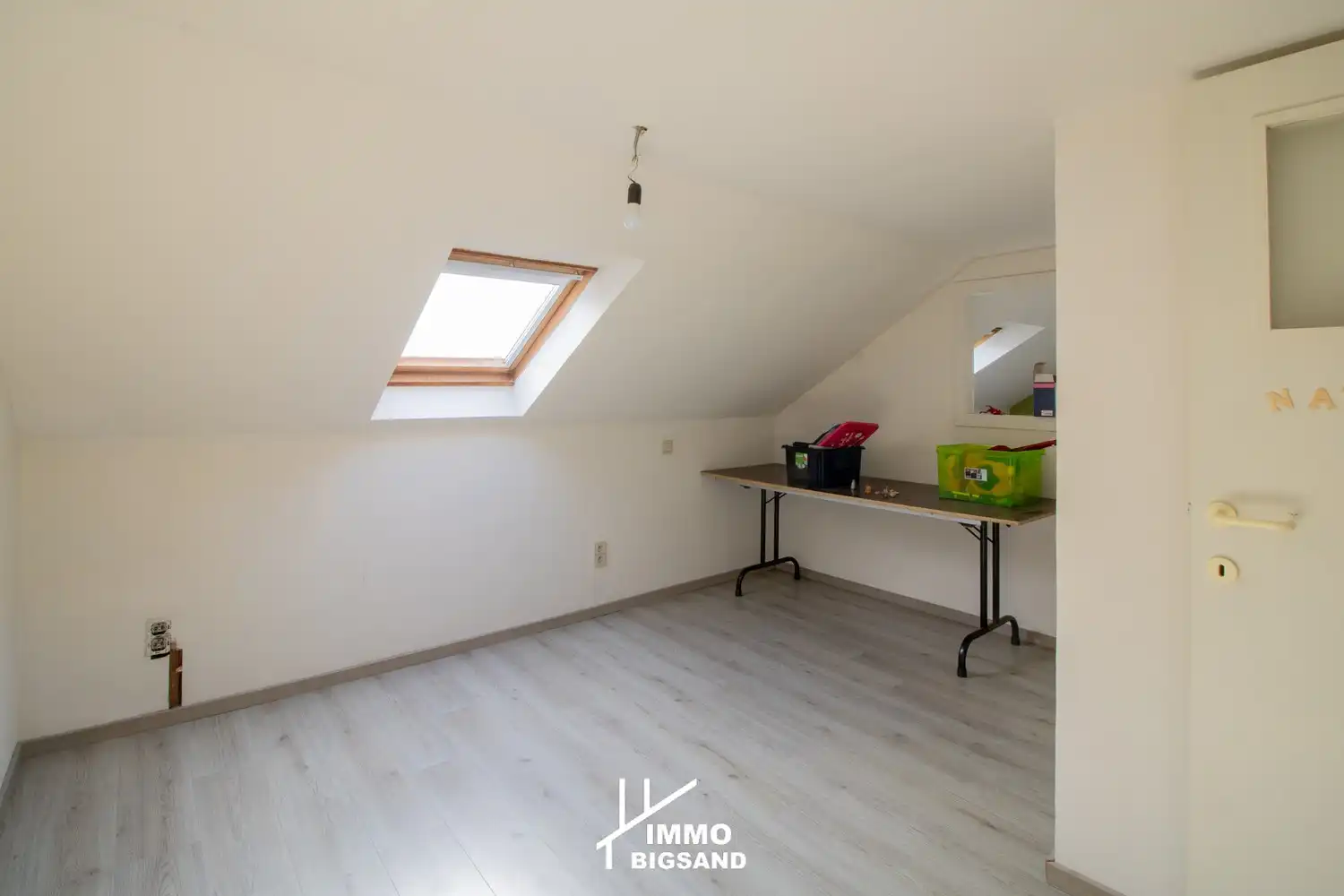 Ruime villa te koop in doodlopende straat foto 12
