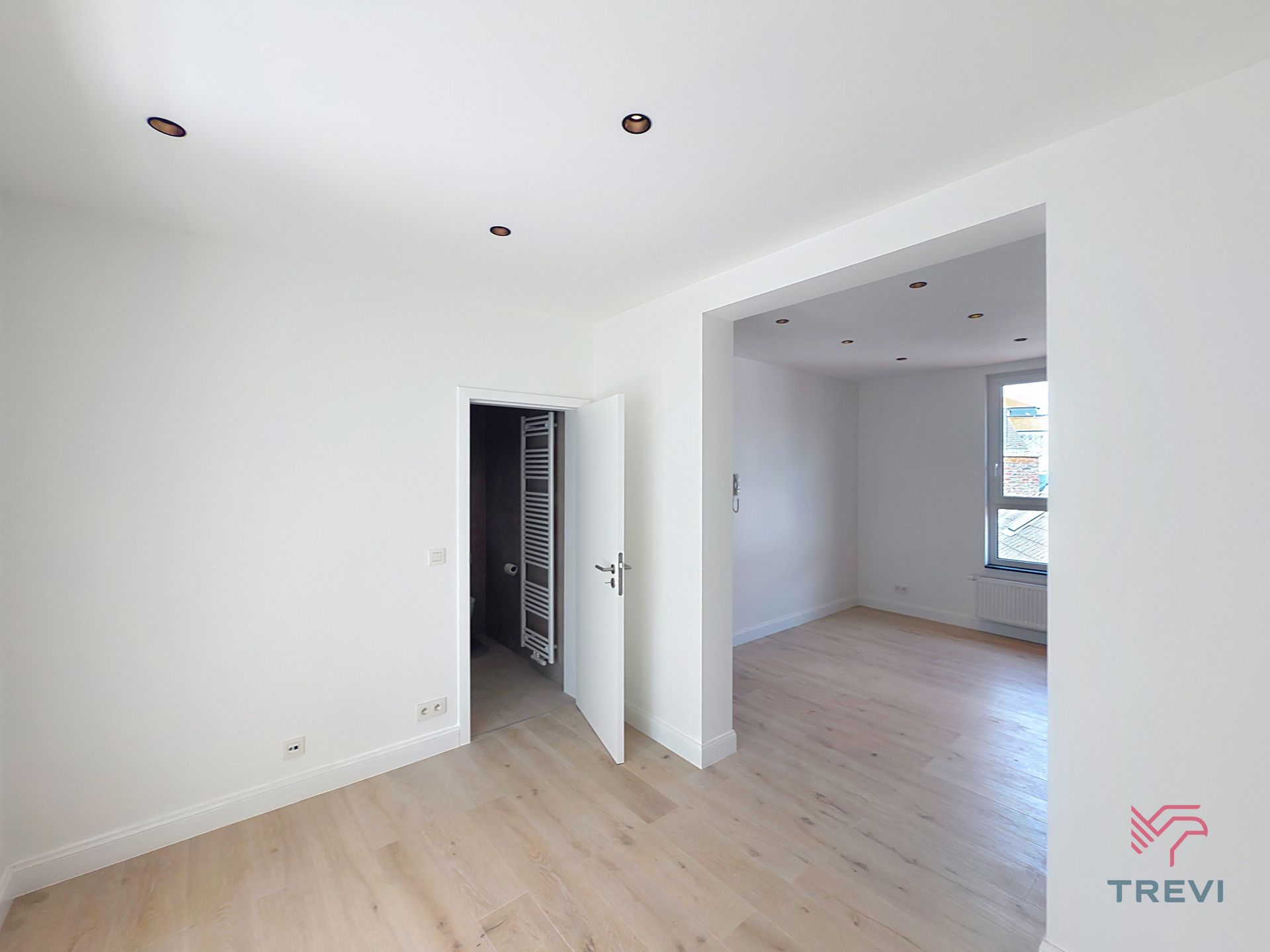 Gerenoveerd 1 slaapkamer appartement voor 1e bewoning! foto 9