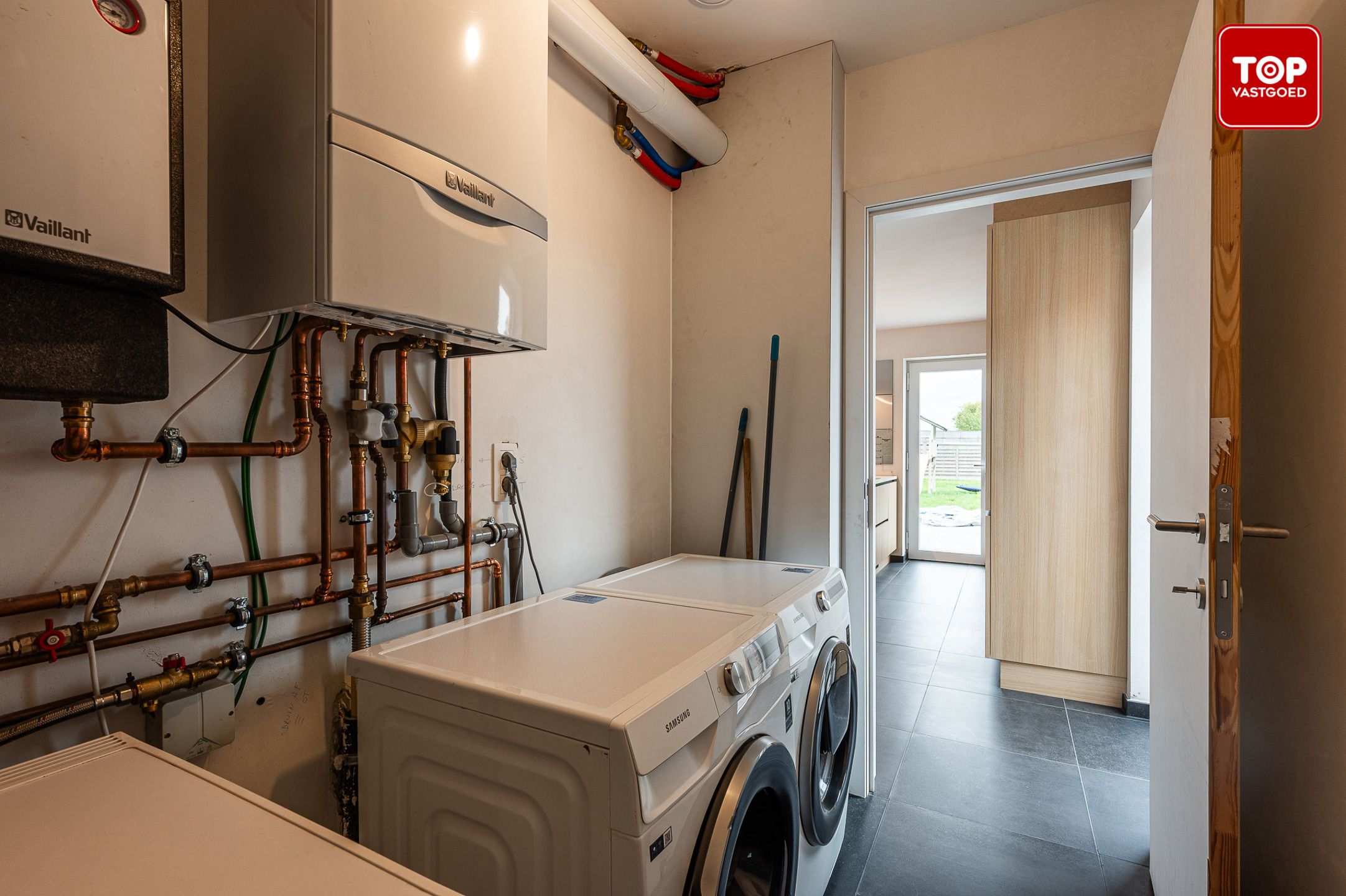Instapklare BEN-woning met 4 slaapkamers, garage en royale tuin foto 26