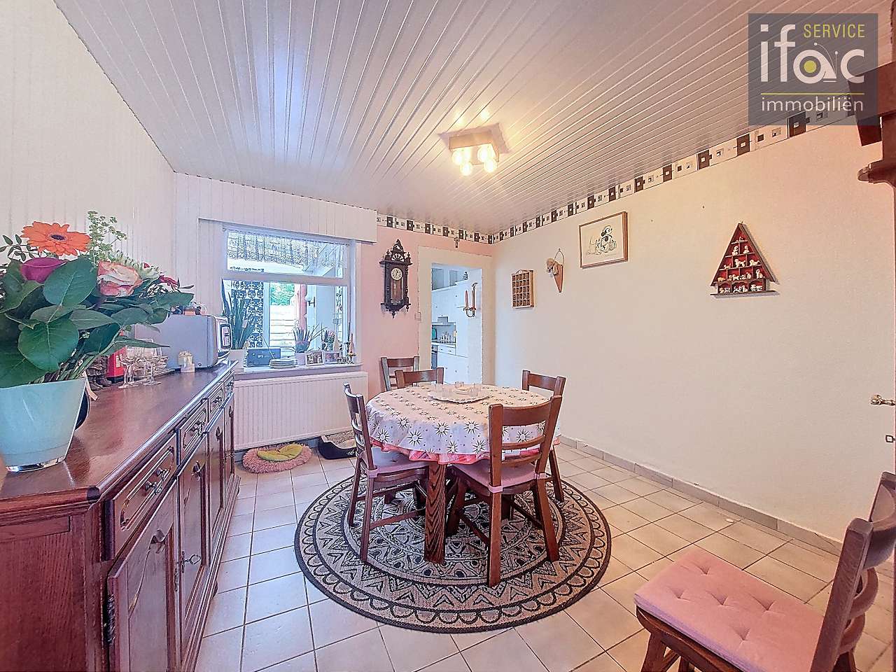 Rijhuis te koop foto 3
