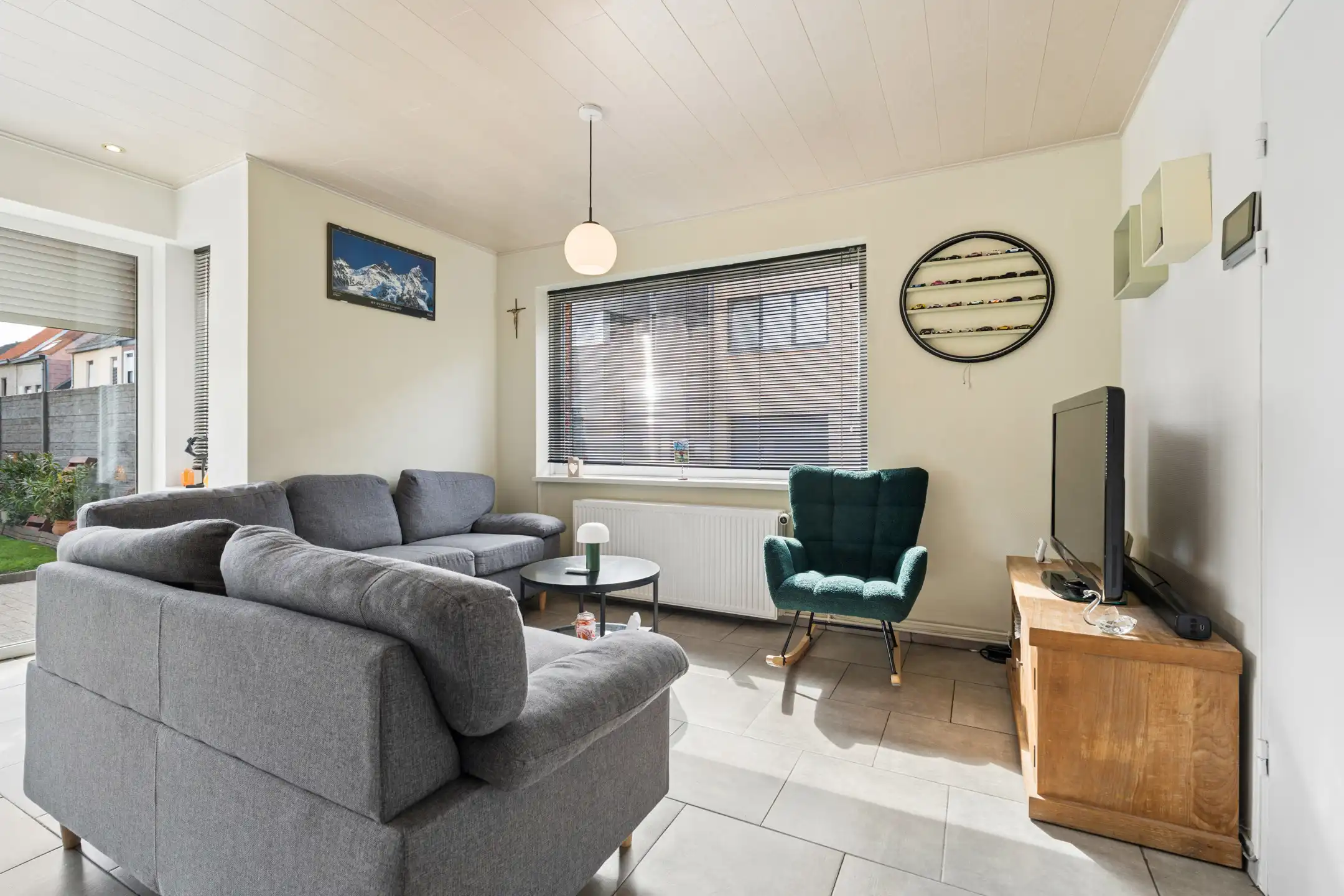 Instapklare gezinswoning met aparte woonruimte/zorgwoning foto 4