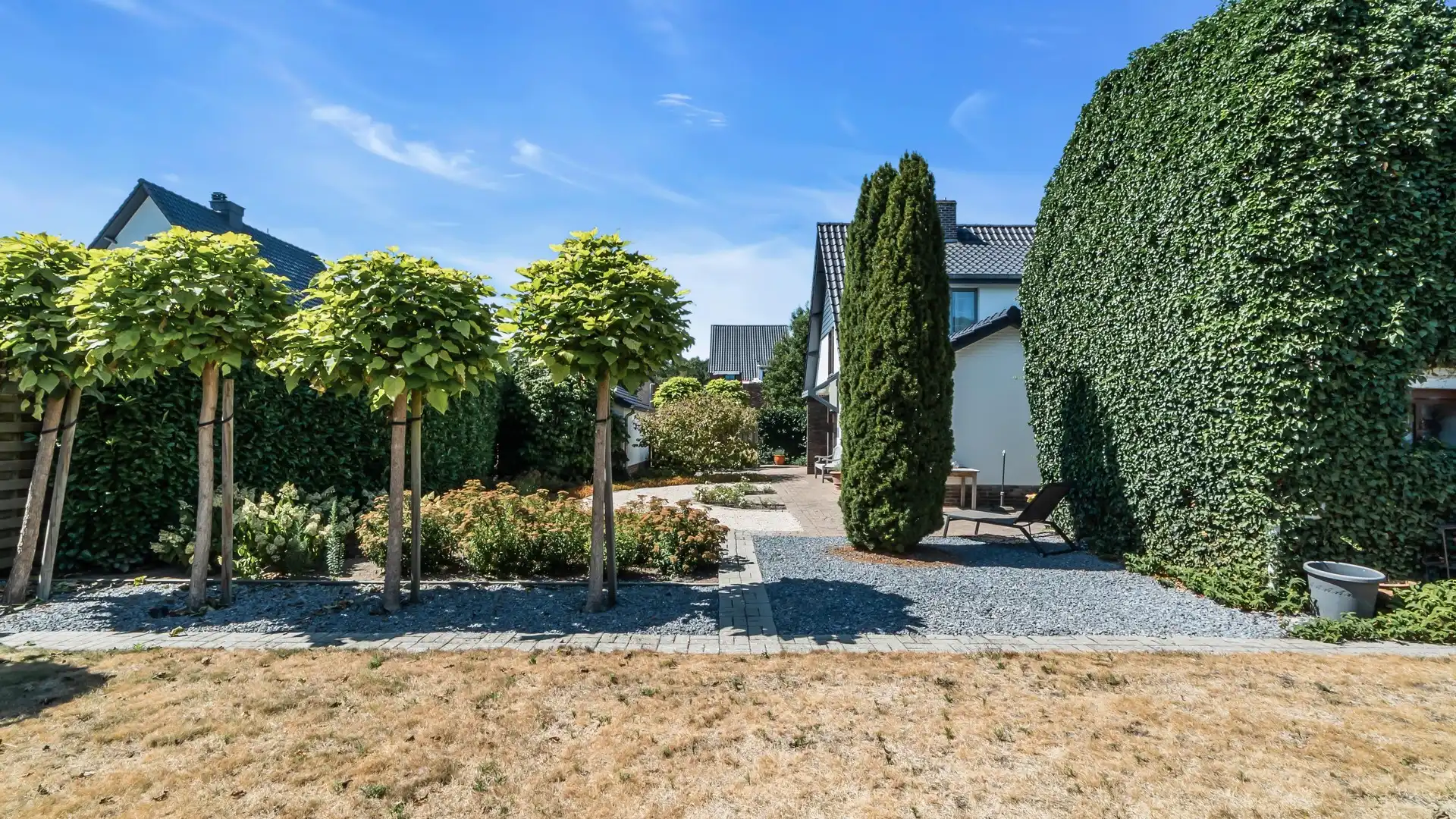 Charmante woning 3 slaapkamers een gezellige tuin te As foto 22