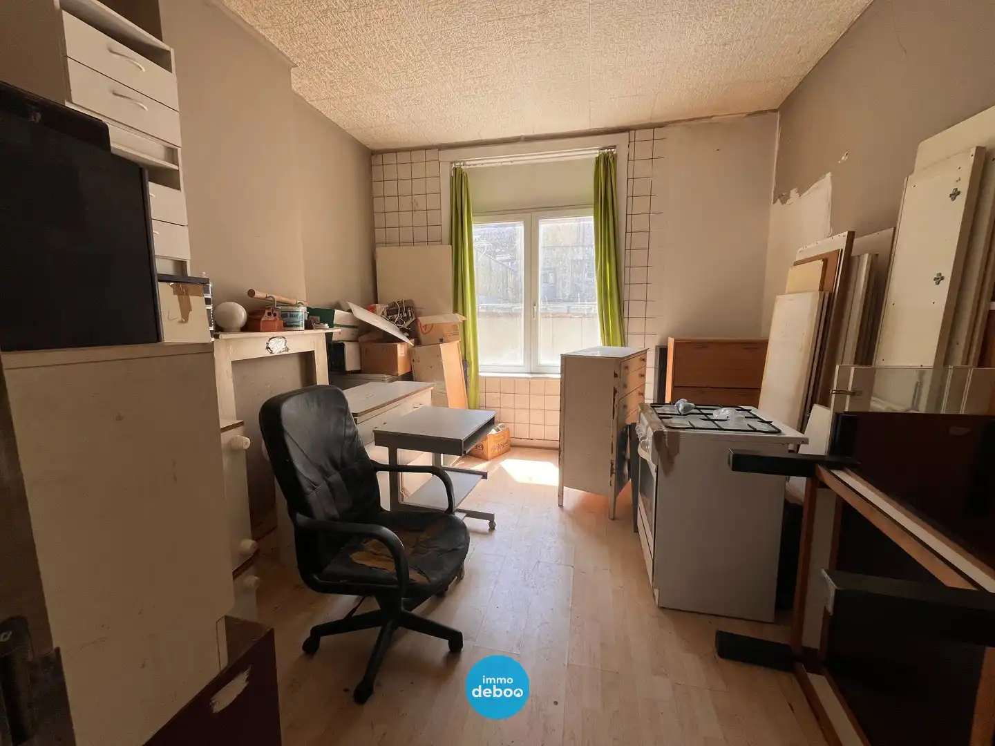 Opbrengsteigendom met groot pakhuis en 2 vergunde appartementen foto 15