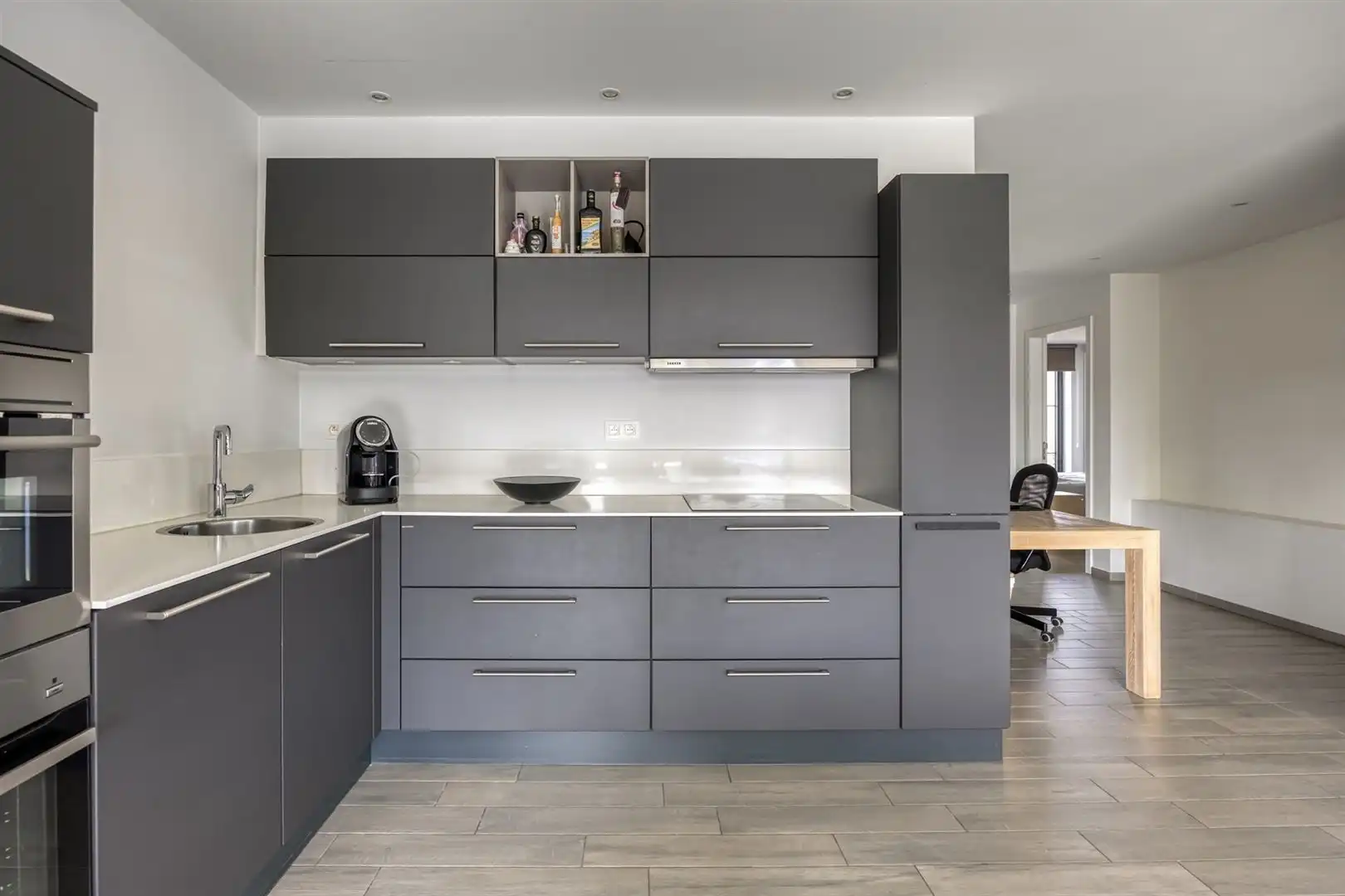 TE KOOP: Modern handelshuis met eindeloze mogelijkheden in Koersel! foto 37