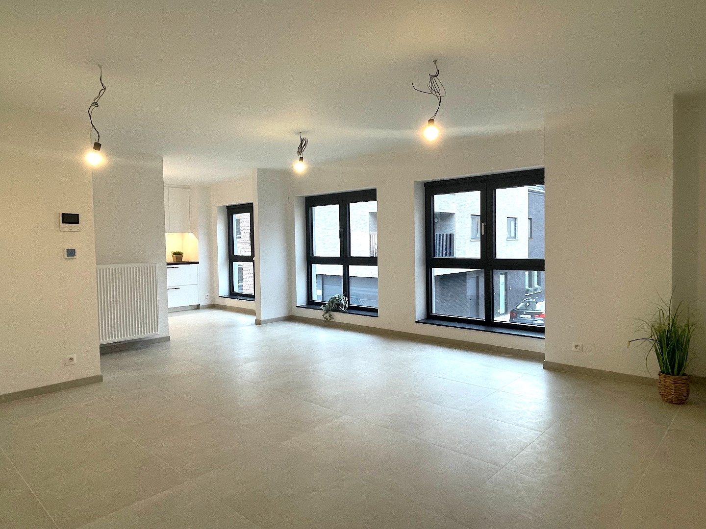 Totaal gerenoveerd, ruim appartement in centrum Lauwe! foto 3