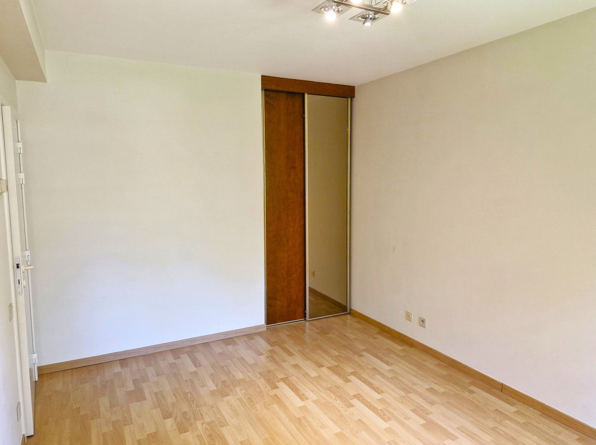 Appartement te huur foto 13